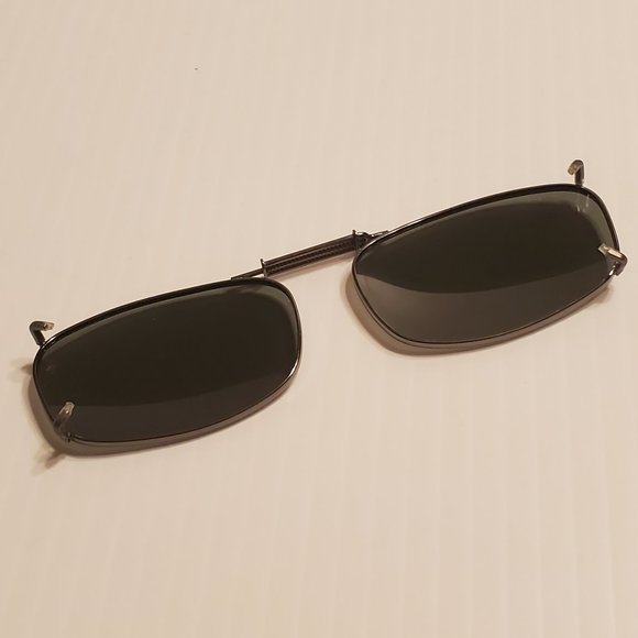 Cocoons Sunwear Adjustable Clip On  Sunglasses - Picture 9 of 11